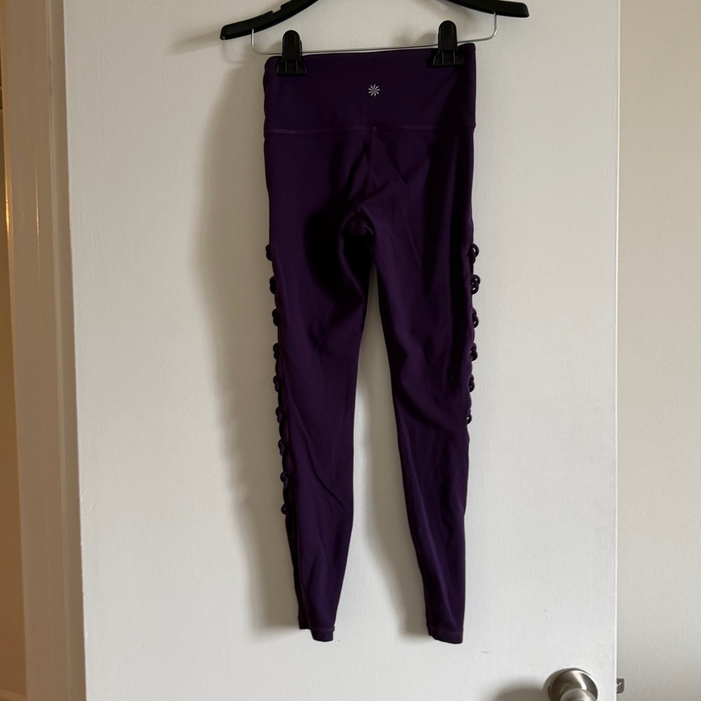 Athleta Purple Shiva 7/8 Cut Out Tight Leggings  size XXS EUC - Picture 3 of 7